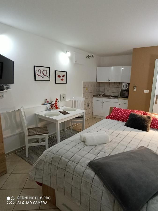 Apartments Vrime Biograd Na Moru Exterior foto